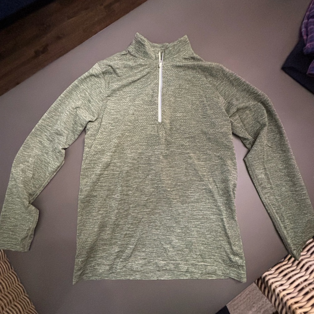 Lululemon half zip, medium, light green